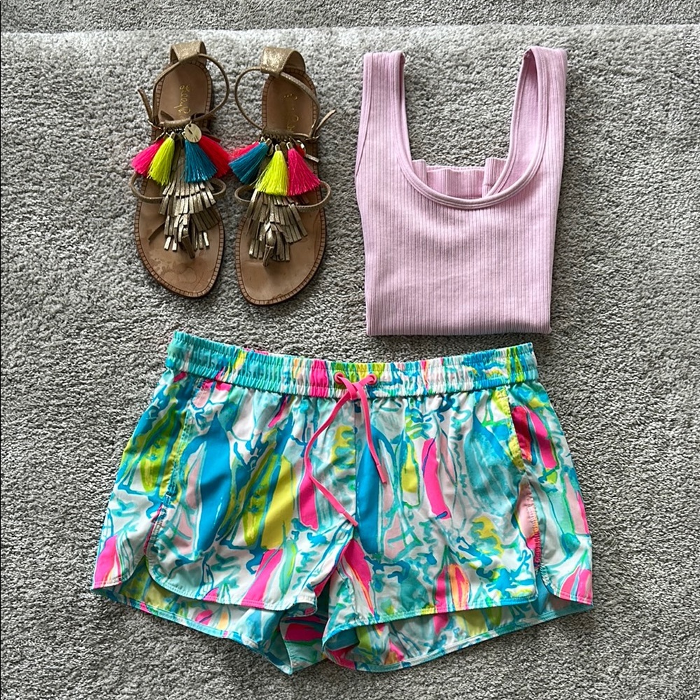 Lilly Pulitzer Run Around Shorts in Beach and Bae